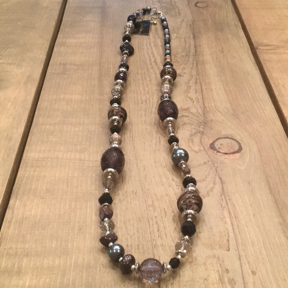 NWT Cookie Lee Glass Bead Necklace